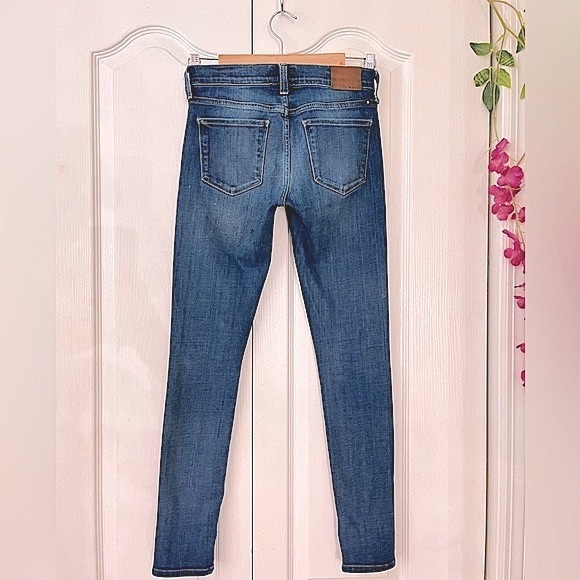 Lucky Brand Womens Blue Fade Denim Brooke Skinny Jeans + White Button Up Shirt - Picture 10 of 16